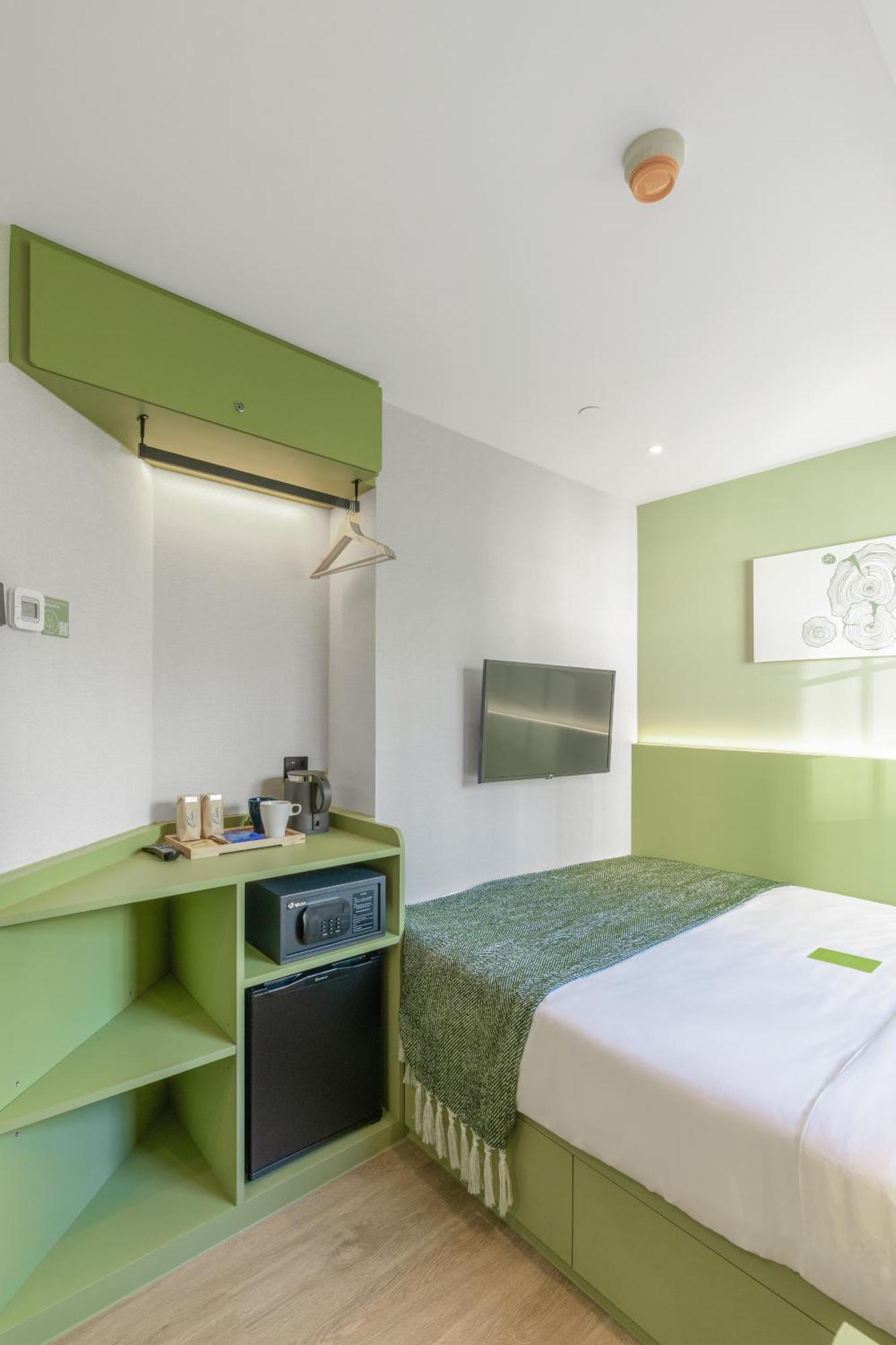 Urbanwood Hung Hom Hotel Hong Kong Exterior photo