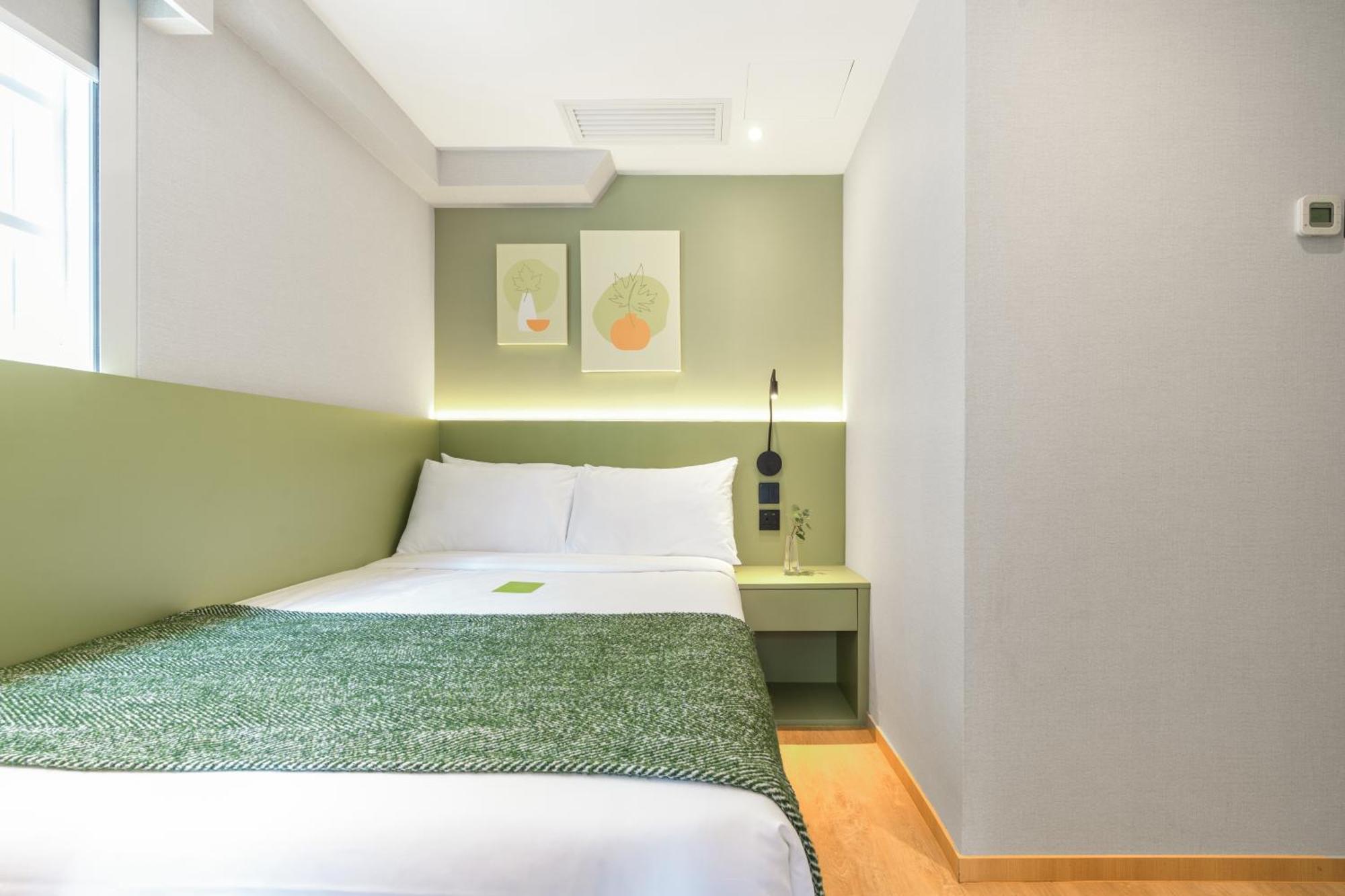 Urbanwood Hung Hom Hotel Hong Kong Exterior photo