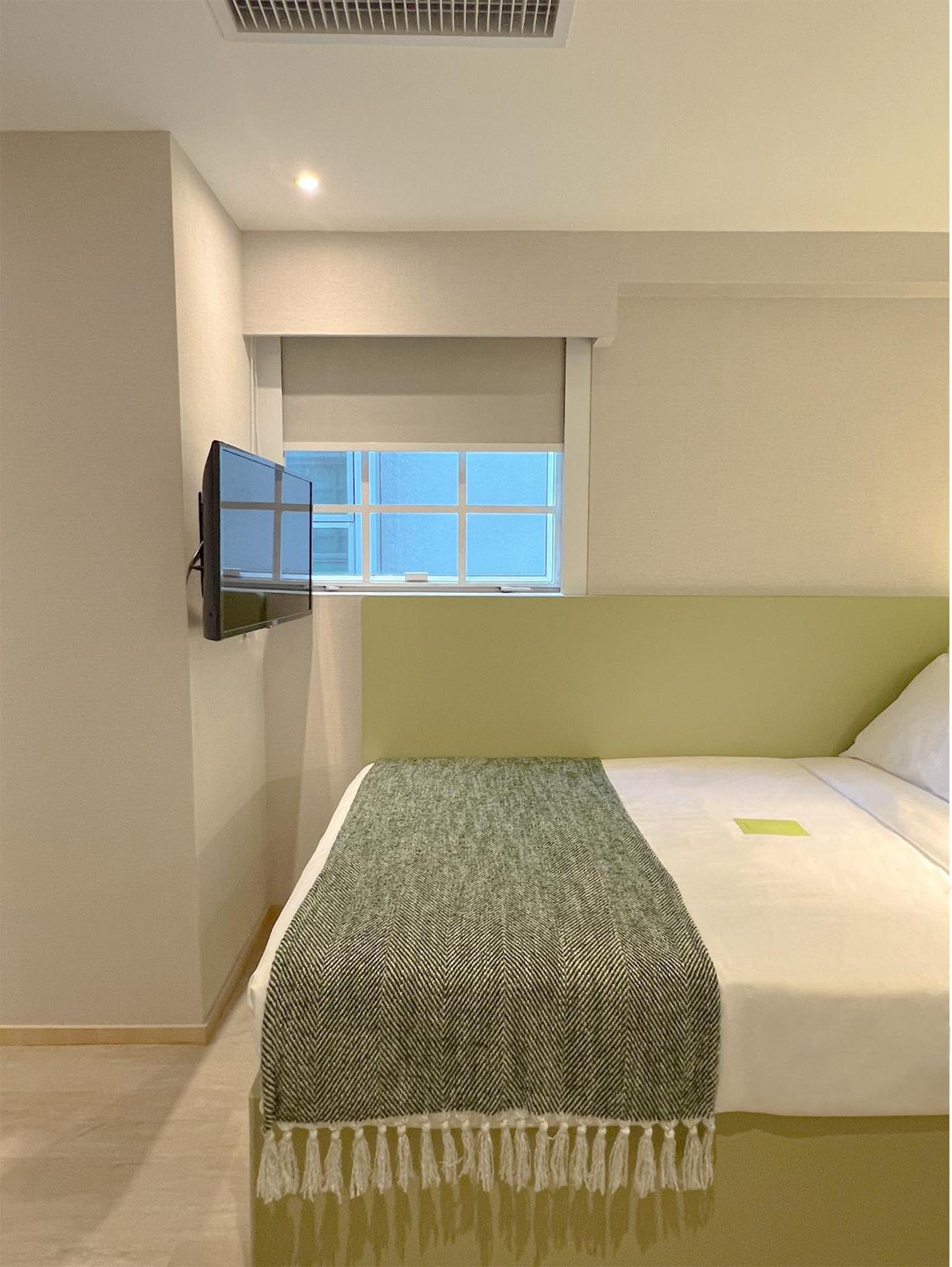 Urbanwood Hung Hom Hotel Hong Kong Exterior photo