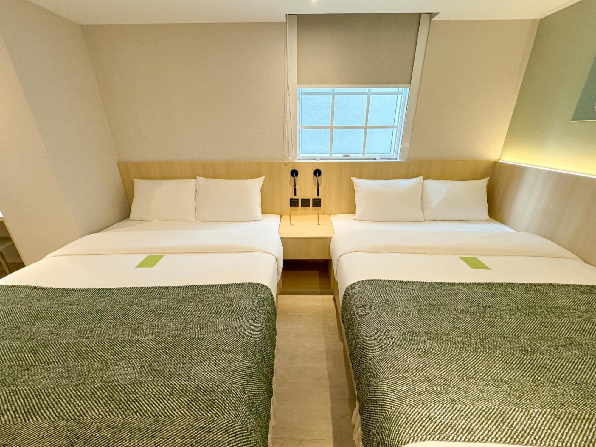 Urbanwood Hung Hom Hotel Hong Kong Exterior photo