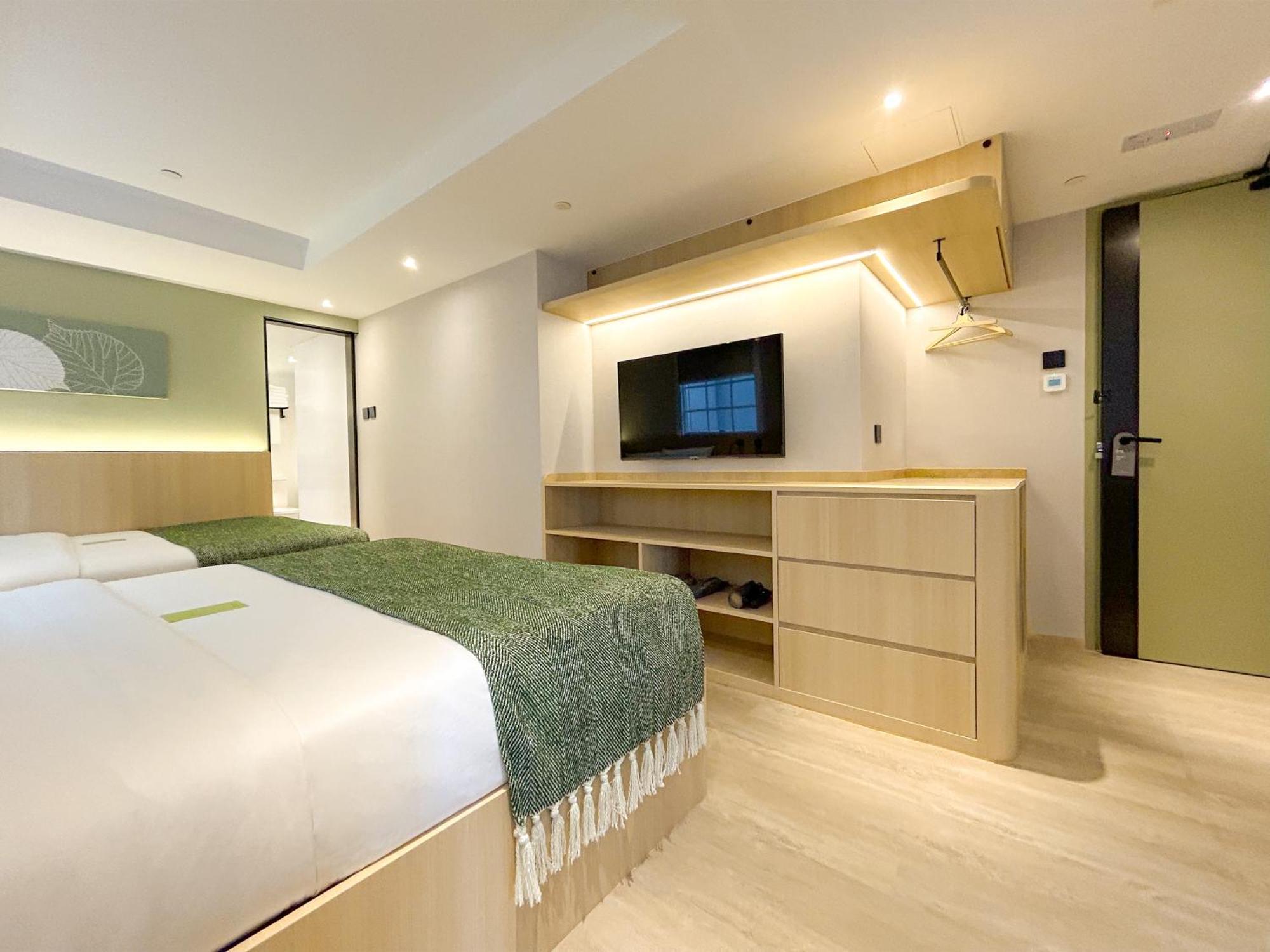 Urbanwood Hung Hom Hotel Hong Kong Exterior photo